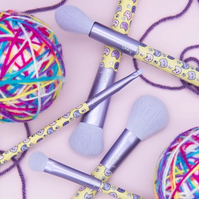 MODA Brush Pretty Paws 5pc Kitty Makeup Brush Kit, Includes Domed Shader, Angle Liner, And Accentuate Makeup Brushes 2 MODA Brush Pretty Paws 5pc Kitty Makeup Brush Kit, Includes Domed Shader, Angle Liner, And Accentuate Makeup Brushes - Image 2