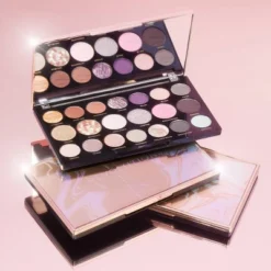 Makeup Revolution Festive Allure Colour Palette - 0.028oz -Stilacare Store GUEST df793efa eea8 491e 8386 eb8e04d414b7