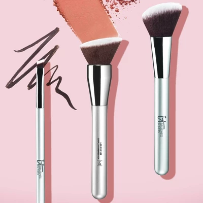 IT Cosmetics Brushes For Ulta Airbrush Powder Wand Brush - #108 - Ulta Beauty 2 IT Cosmetics Brushes For Ulta Airbrush Powder Wand Brush - #108 - Ulta Beauty - Image 2