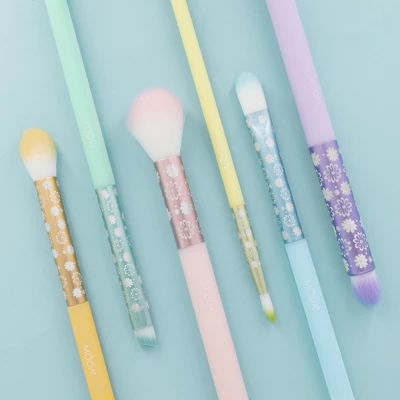 MODA Brush Posh Pastel Delicate Eye 7pc Makeup Brush Kit, Includes Smoky Eye, Crease, And Shadow Makeup Brushes 2 MODA Brush Posh Pastel Delicate Eye 7pc Makeup Brush Kit, Includes Smoky Eye, Crease, And Shadow Makeup Brushes - Image 2